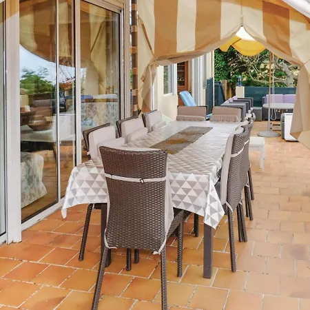 Holiday home Five-bedroom Holiday In Chiavari Coti-Chiavari (Corsica)