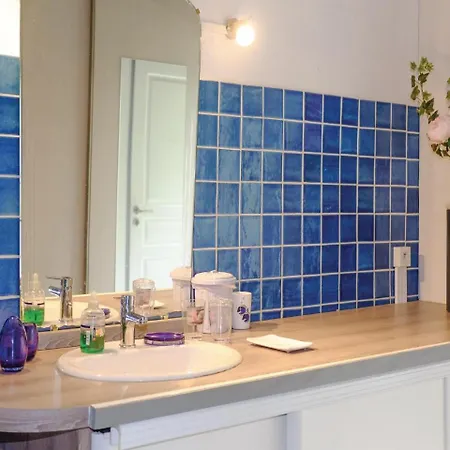 Five-bedroom Holiday In Chiavari Nyaraló