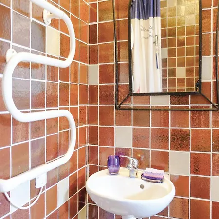 Five-bedroom Holiday In Chiavari Holiday home Coti-Chiavari (Corsica)