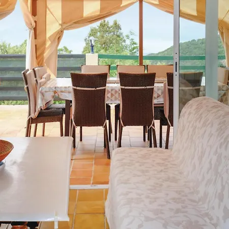 Five-bedroom Holiday In Chiavari Holiday home *